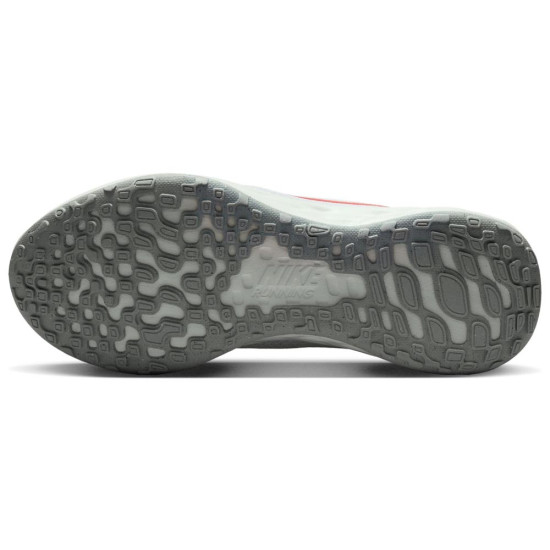Nike Revolution 6 NN